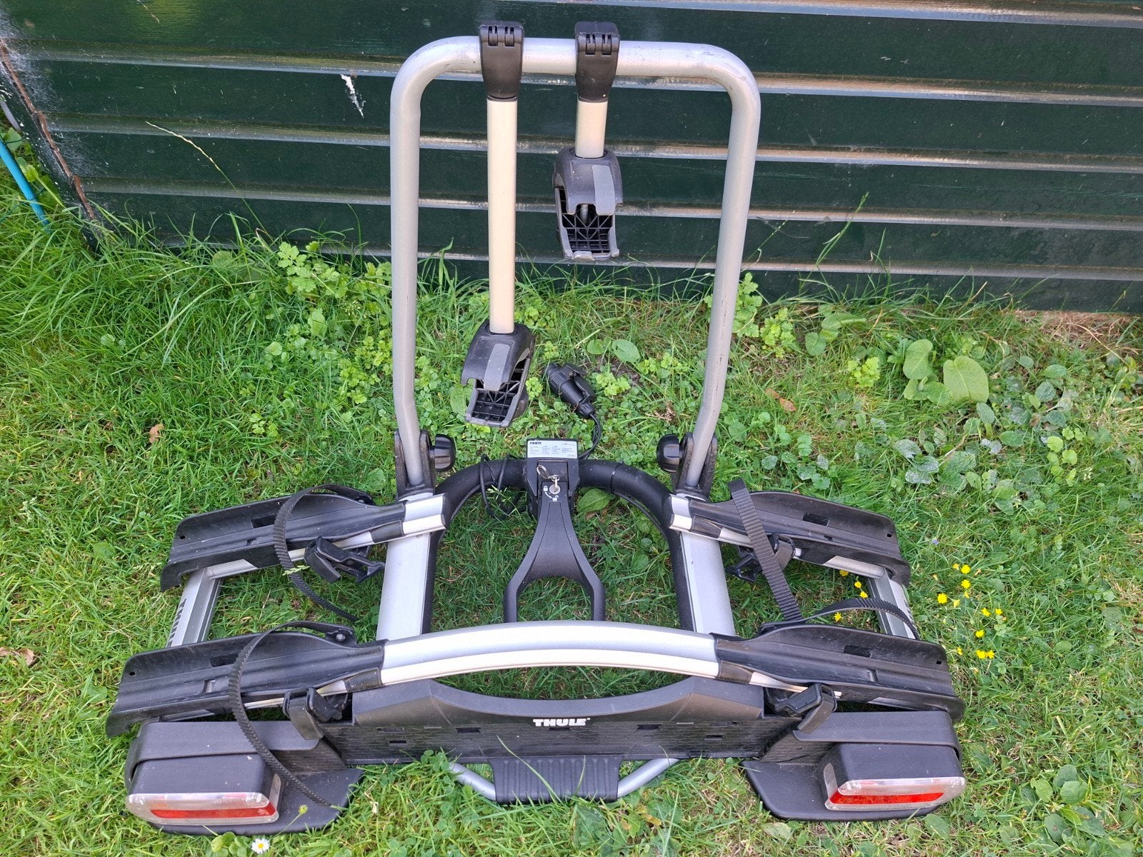 Thule EuroWay G2 921 Trekhaak Fietsendrager (2 fietsen), Auto diversen, Fietsendragers, Brede banden, Ophalen of Verzenden, Zo goed als nieuw