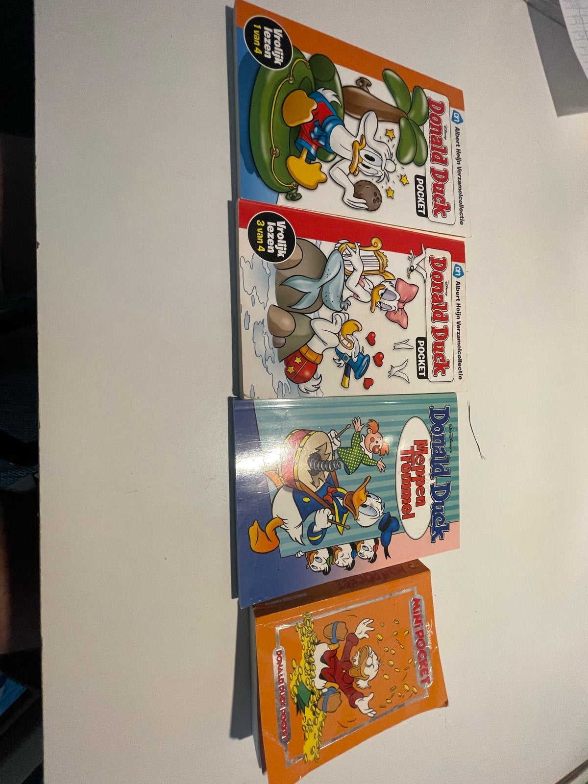 Donald Duck verzamelboekjes en minipocket, Boeken, Stripboeken, Meerdere stripboeken, Ophalen of Verzenden, Gelezen
