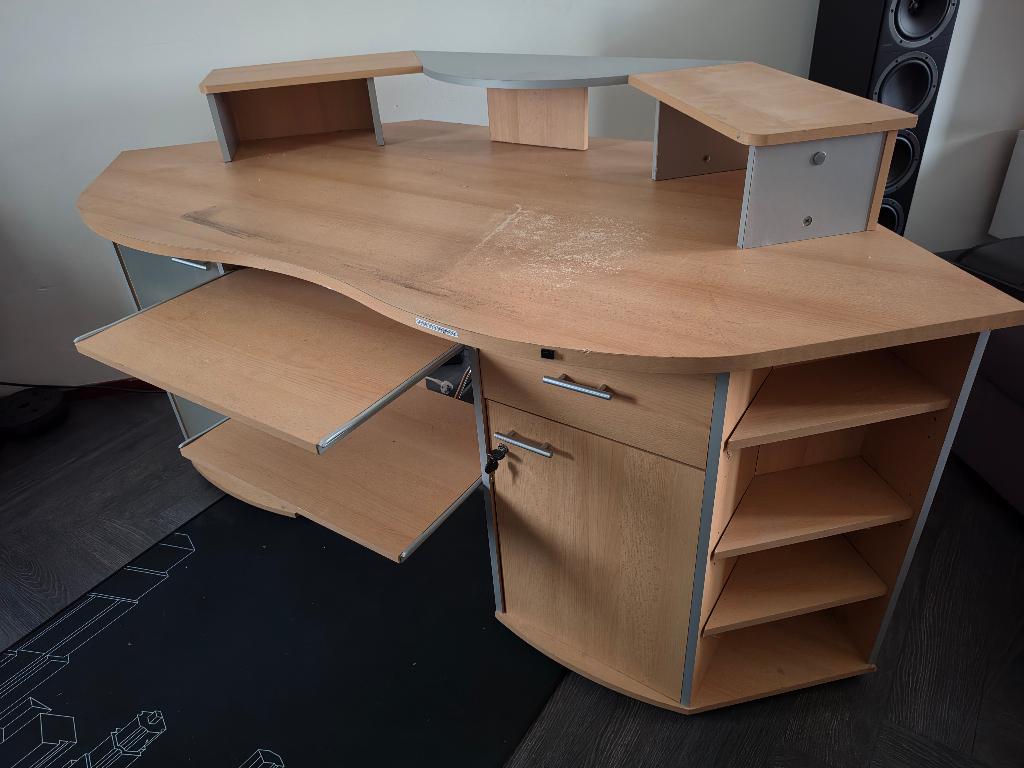 gratis bureautafel, Gebruikt, Hoekbureau, 193 cm, Overige merken