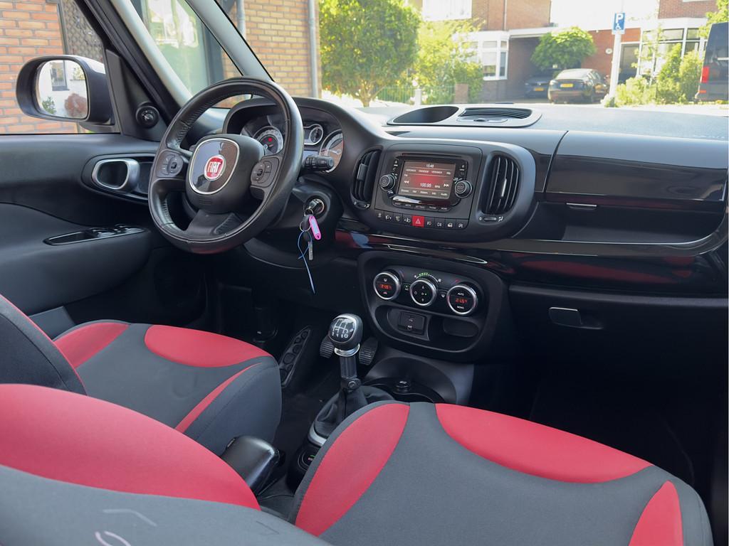 Fiat 500L 0.9 TWINAIR EASY TWO-TONE AIRCO LED LMV PDC, Auto's, Fiat, Gebruikt, Zwart, Origineel Nederlands, Handgeschakeld