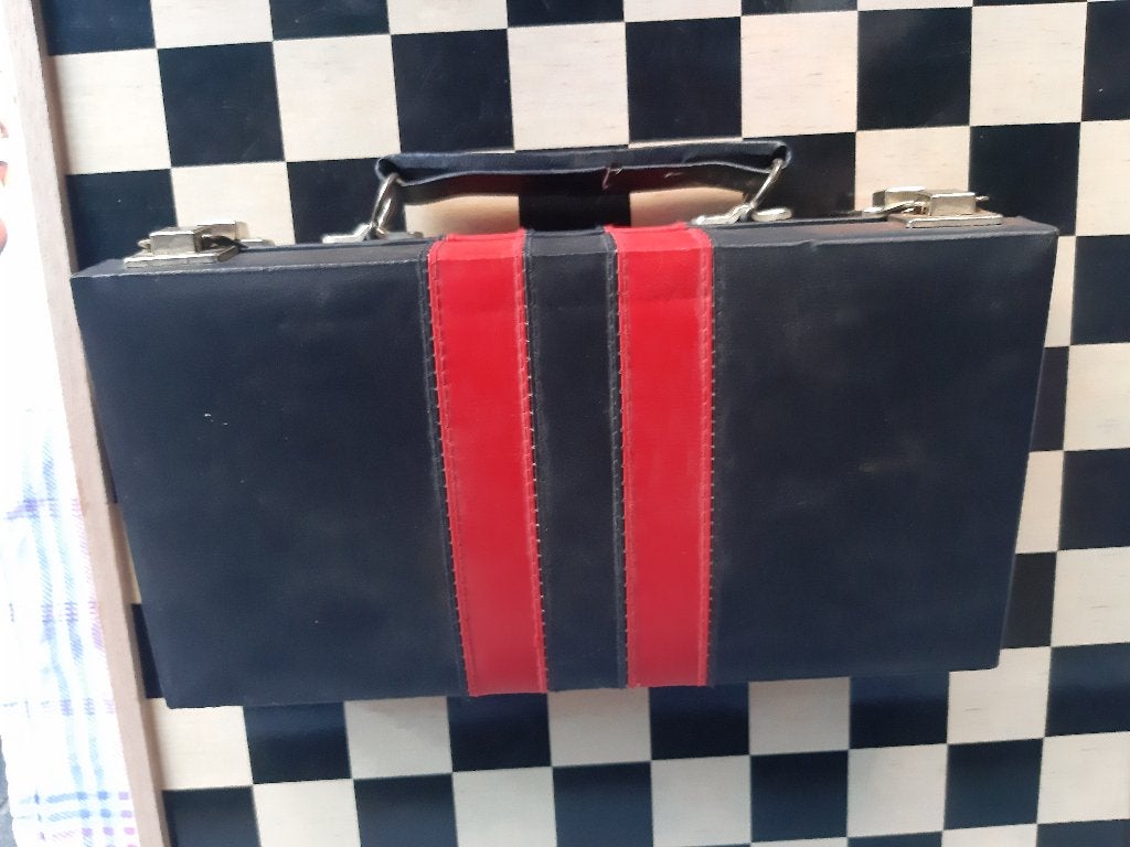 Schaakstukken, Dammen en backgammon, reiskoffertje,, Hobby en Vrije tijd, Gezelschapsspellen | Bordspellen, Een of twee spelers