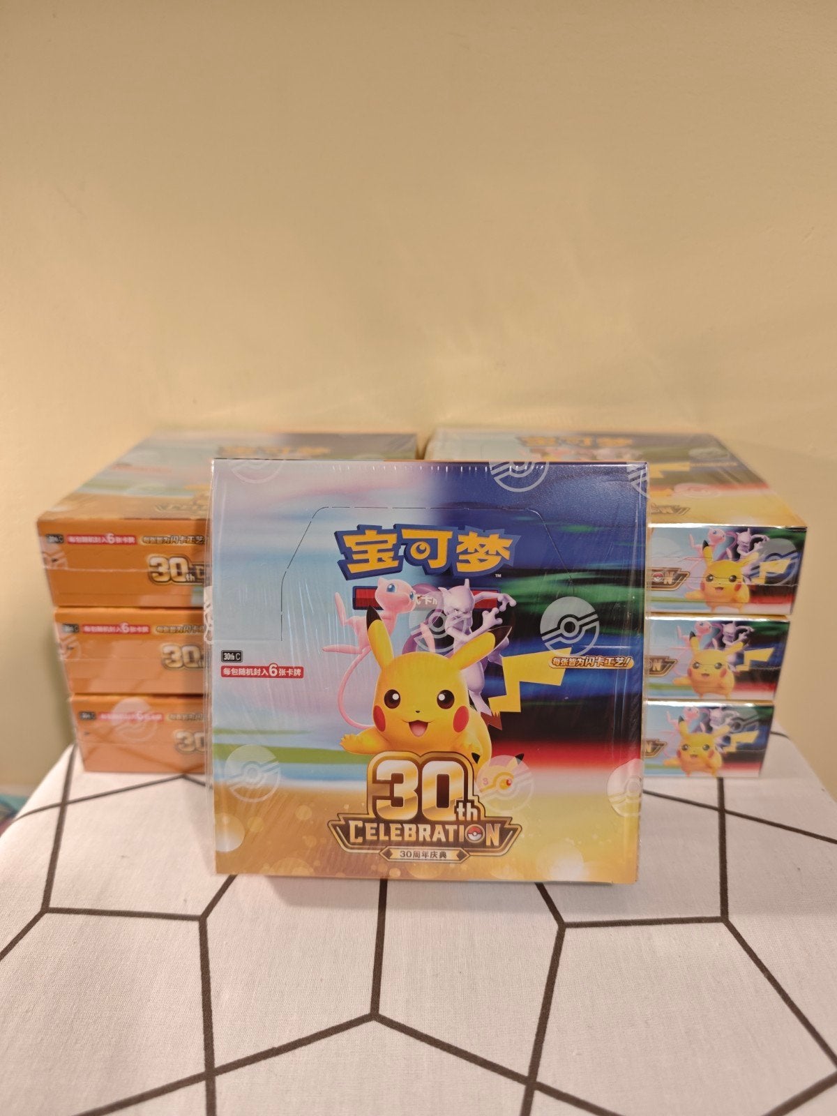 Pokémon 30th Celebration Simplified Chinese Booster Box, Hobby en Vrije tijd, Verzenden, Nieuw, Boosterbox