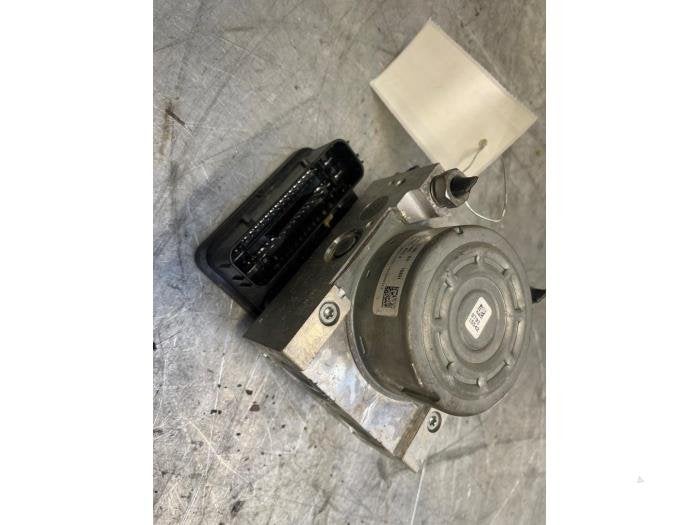 ABS Pomp van een Ford Usa Mustang, Gebruikt, -, -, Ophalen of Verzenden