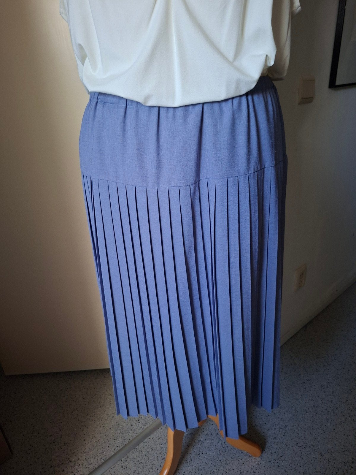 Creation Atelier Pliseerok - maat 52-54-56, Maat 46/48 (XL) of groter, Zo goed als nieuw, Creation Atelier, Onder de knie