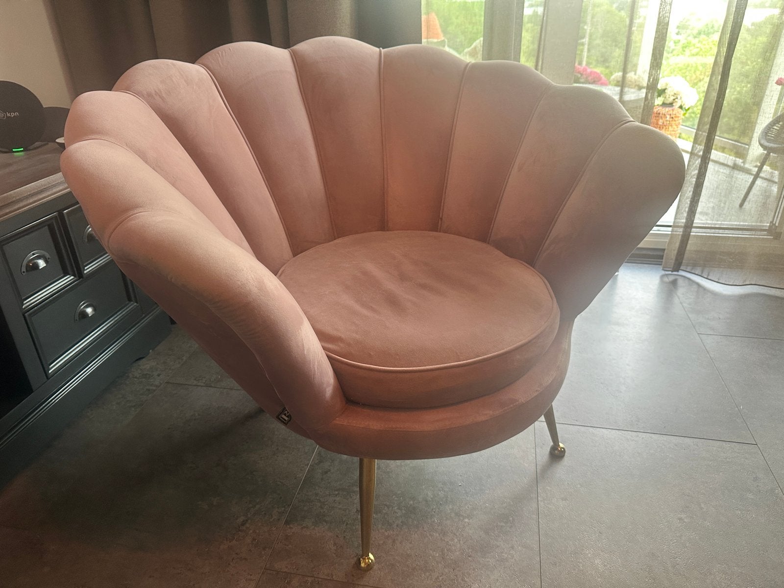 Roze Schelp Fauteuil - Royalto Interieur, Ophalen, Gebruikt, Stof, 75 tot 100 cm