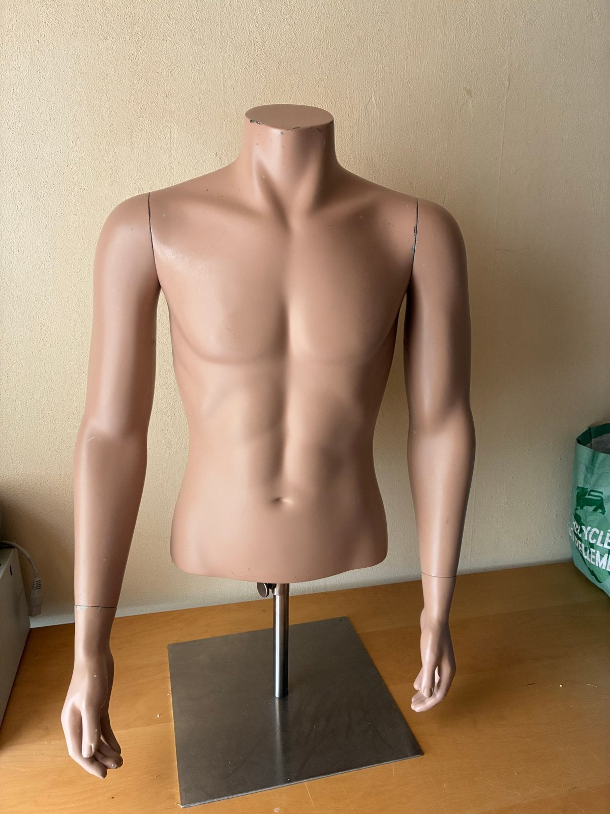 Mannelijke etalagepop torso met verstelbare standaard, Ophalen, Paspop