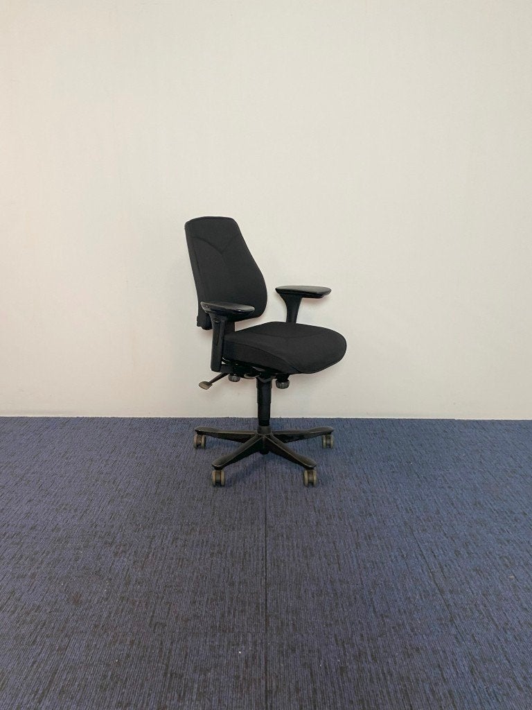 Bureaustoel Kinnarps Freefloat Synchrone 6000 - Zwart, Ophalen, Gebruikt, Zwart, Bureaustoel