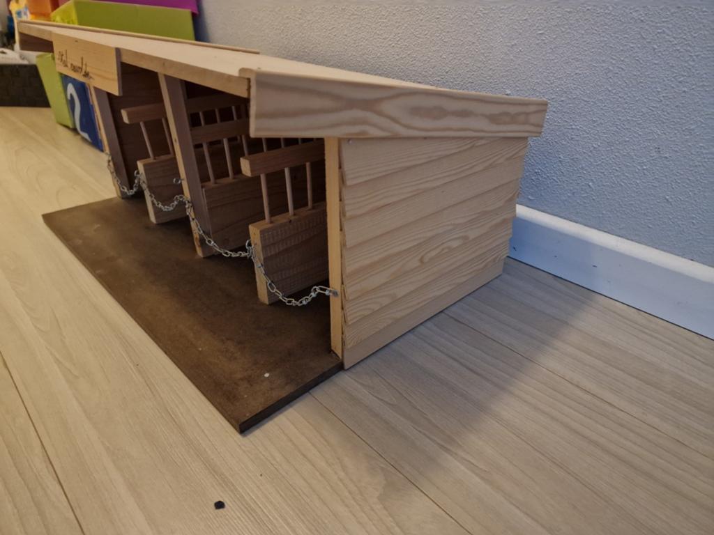 Houten speelgoedstal voor paarden of dieren, Ophalen of Verzenden, Jongen of Meisje