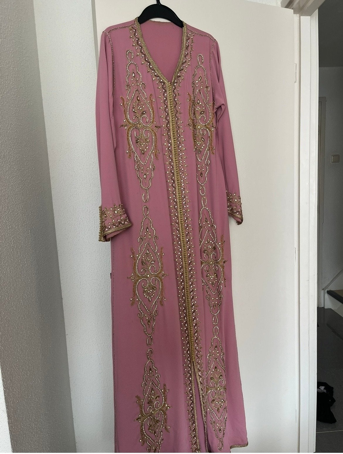 Takshita M/L - Roze met gouden borduursels, Kleding | Dames, Zo goed als nieuw, Roze, Onder de knie, Ophalen