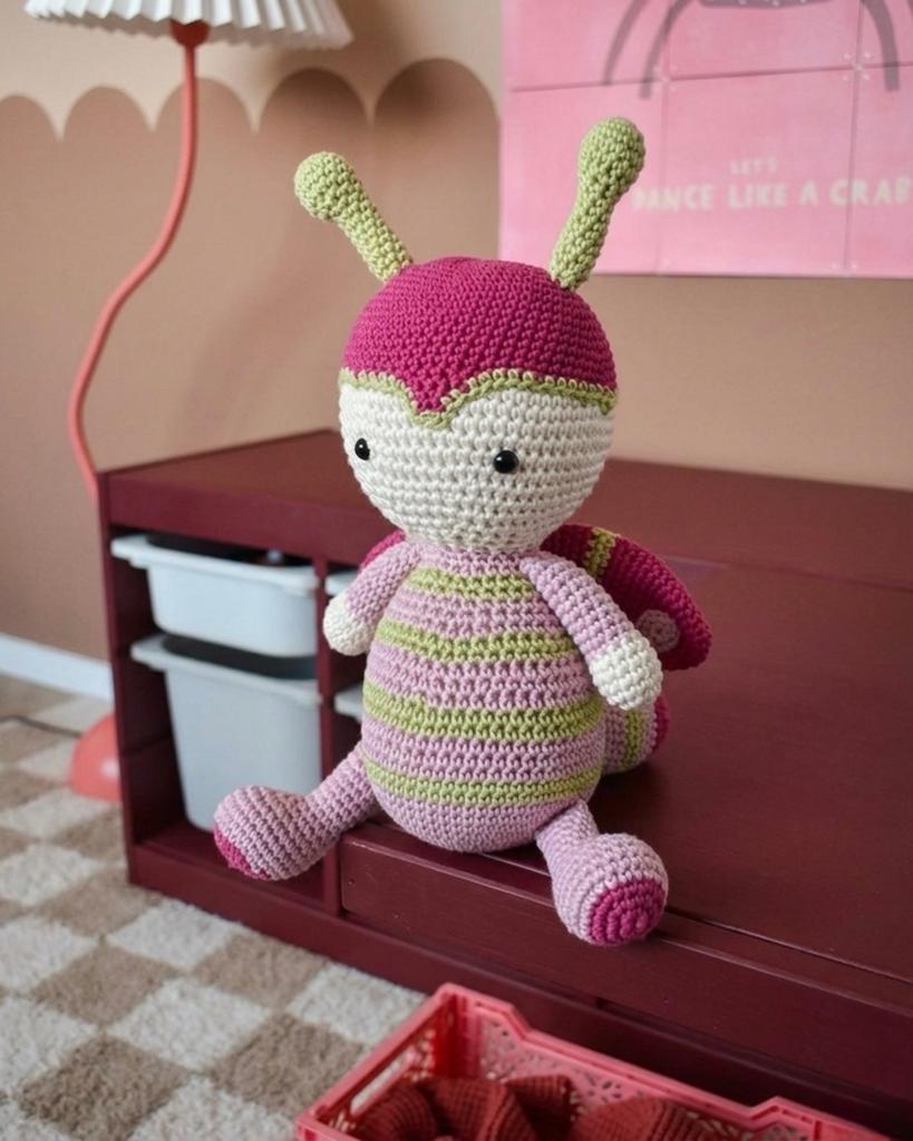 Handgemaakte gehaakte vlinder knuffel - Fuchsia/Groen, Gebruikt, Handgemaakt, Overige typen, Ophalen of Verzenden