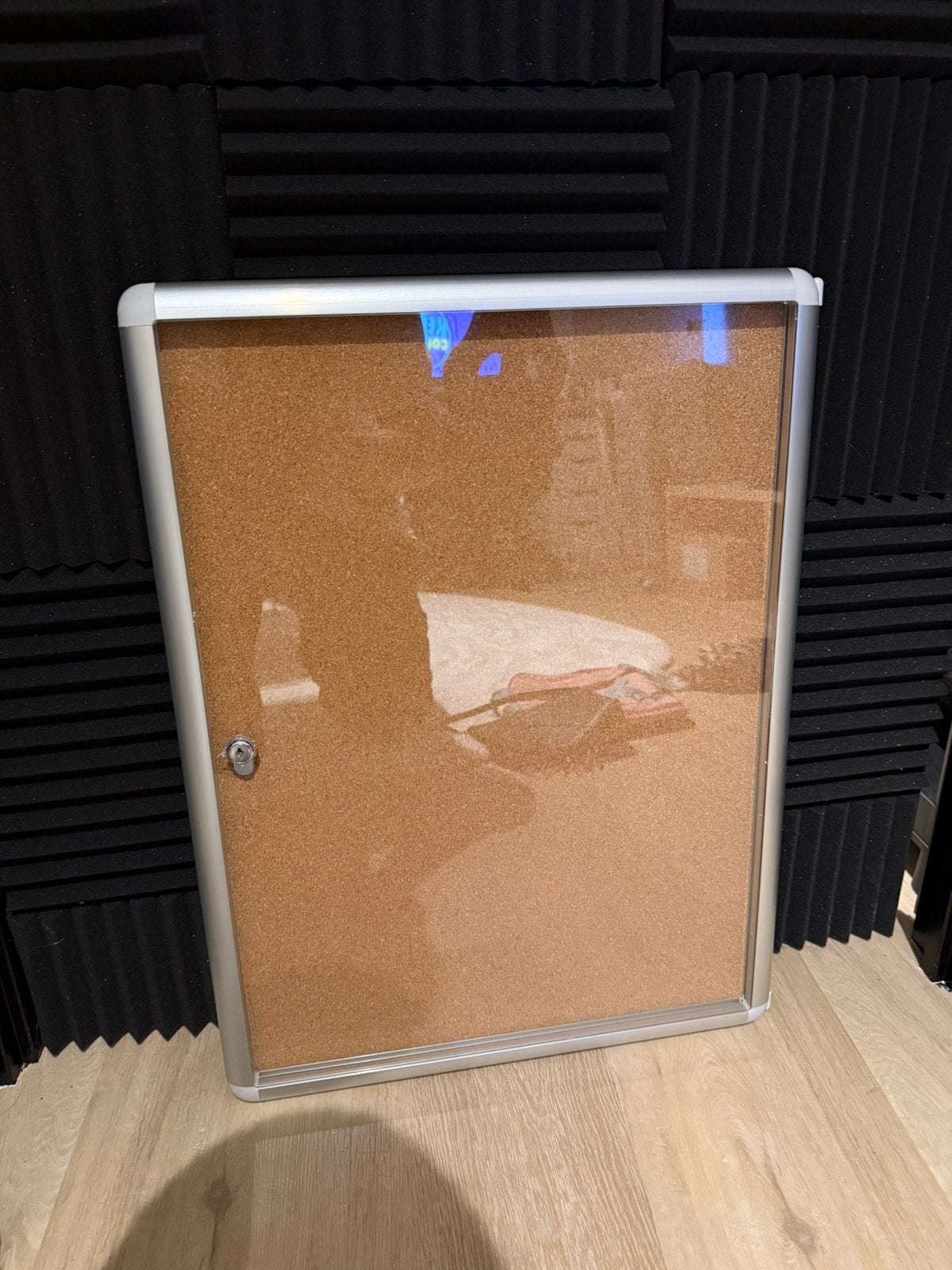 4x A4 Display (met sleutel) 50x67, Hobby en Vrije tijd, Ophalen of Verzenden