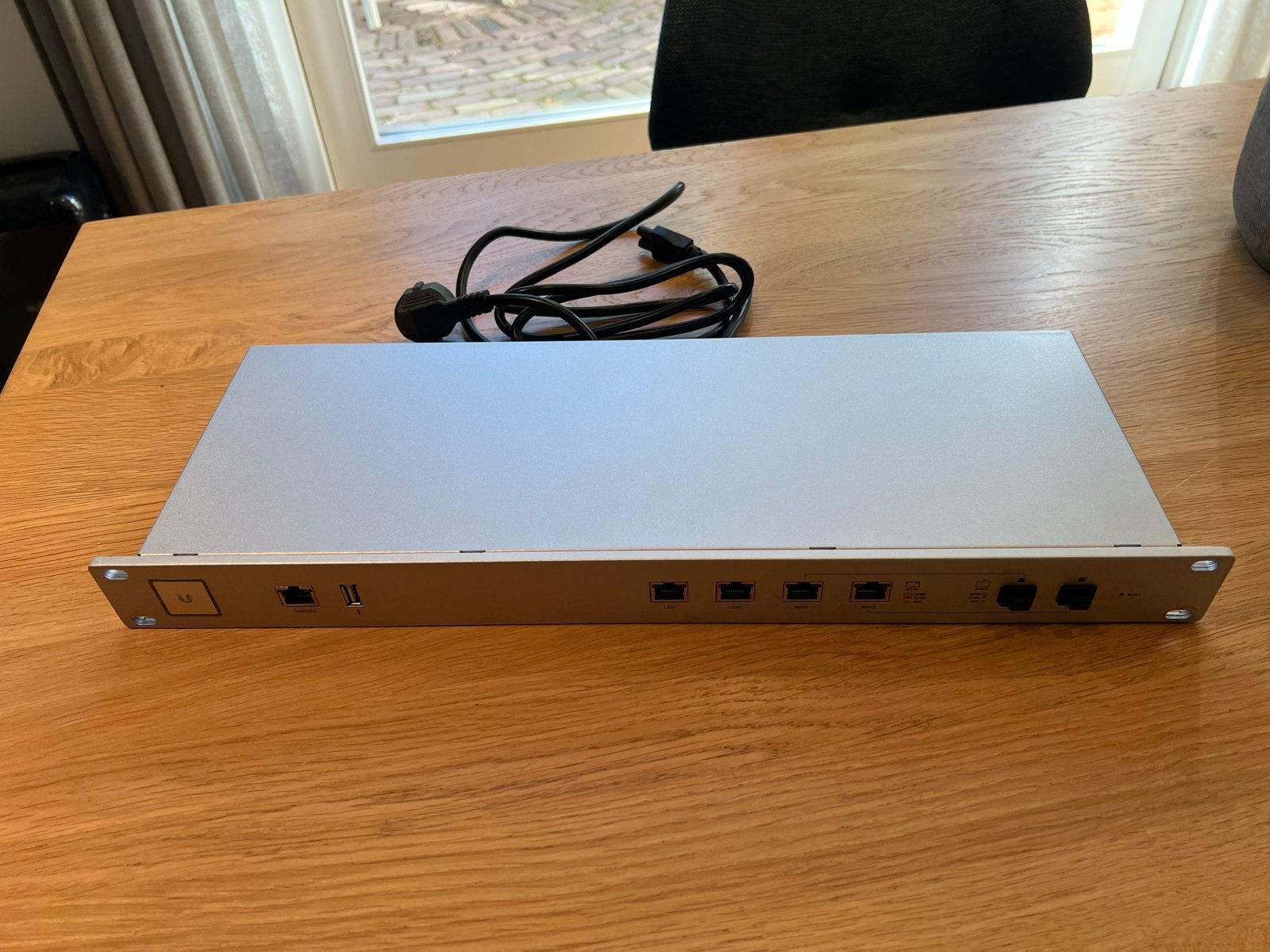 Ubiquiti UniFi Security Gateway Pro 4 (USG-PRO-4), Ophalen of Verzenden, Nieuw, Router