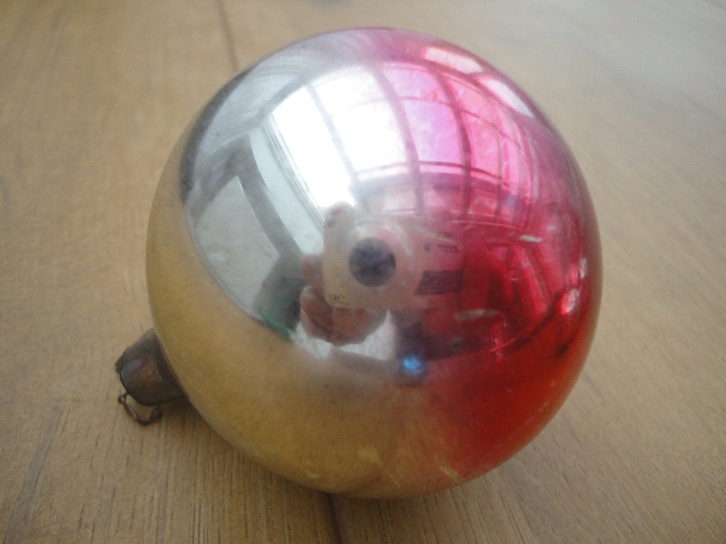 Mooie grote ronde Ajeko kerstbal zilver met roze onderkant, Ophalen of Verzenden, Gebruikt