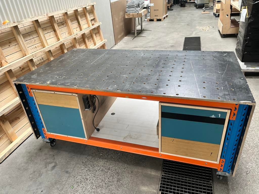 Professionele Werkbank Meubelmaker met Festool MFT, 100 liter of meer, Ophalen, Gebruikt, Transportkar