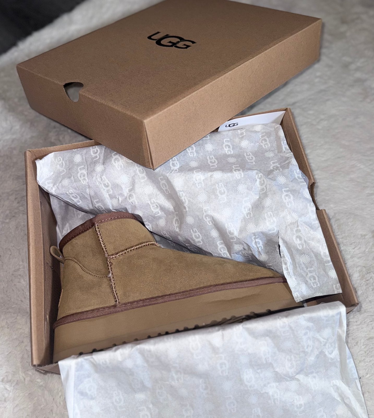 Ugg mini platform | maat 39, Verzenden, Nieuw, Zwart