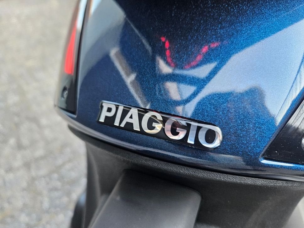 Foto 26 van PIAGGIO ZIP 50 4T E4 BROM 2020 DIAMOND BLEU 7070KM + OPTIES