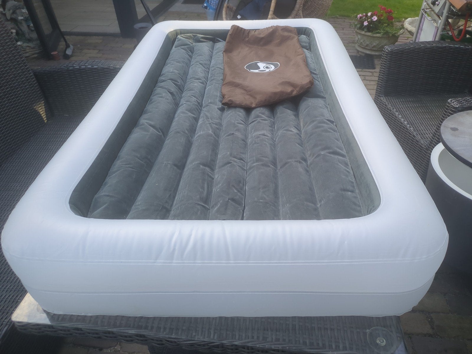 The Shrunks opblaasbaar kinderbed - ideaal voor reizen, Ophalen of Verzenden