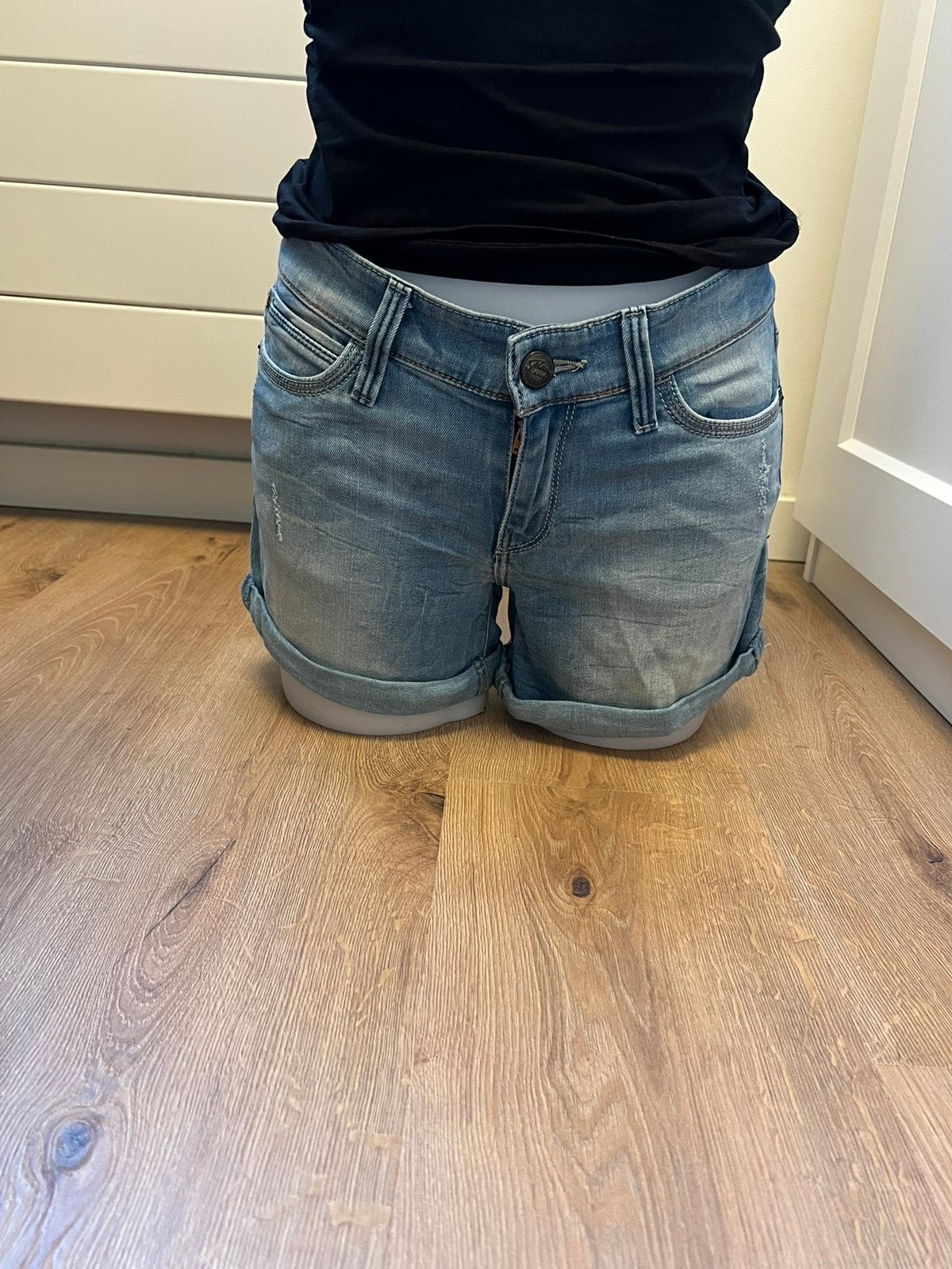 Korte spijkerbroek in maat 34, merk Mavi, Ophalen of Verzenden, Zo goed als nieuw