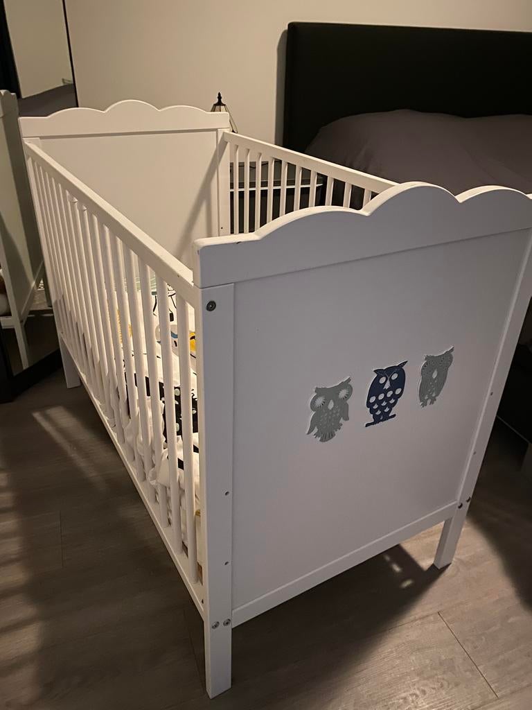 Te koop leuk babybedje, Ophalen of Verzenden, Zo goed als nieuw, Jongetje of Meisje