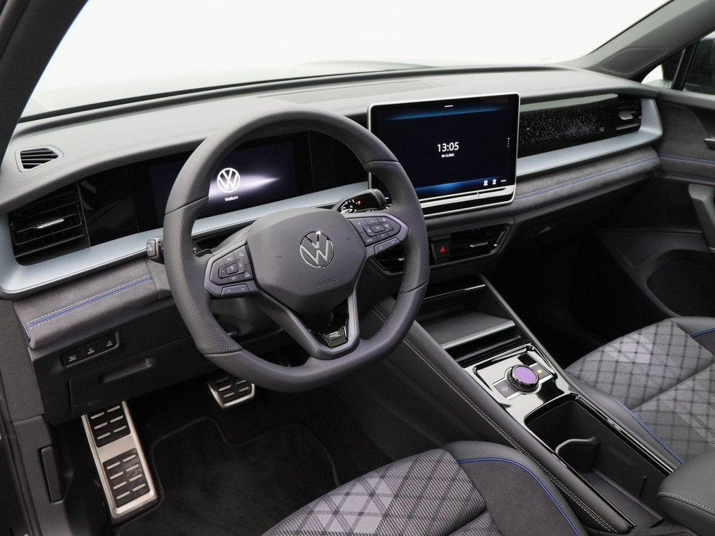 Volkswagen Tayron 1.5 eHybrid 272 Pk Automaat R-Line Edition, Stof, Euro 6, 4 cilinders, 2000 kg