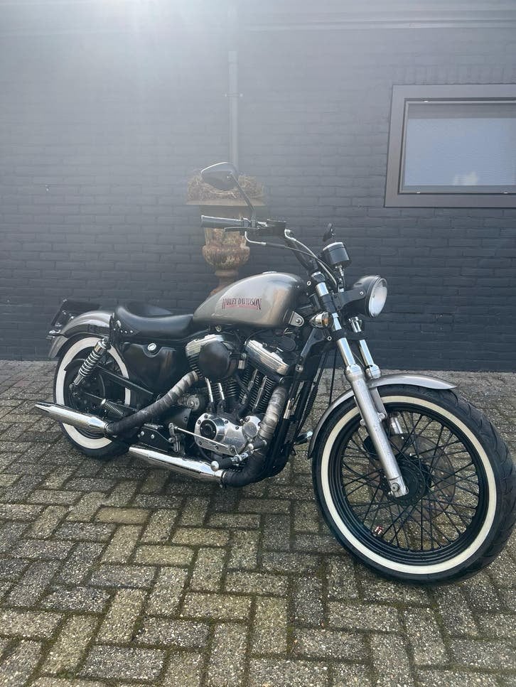 Harley Davidson Sportster XL883 hugger, Motoren, Motoren | Harley-Davidson, 2 cilinders, Chopper, Gebruikt, Particulier