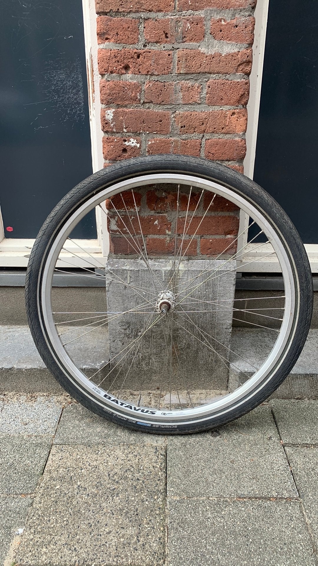 voorwiel 28 inch, Zo goed als nieuw, Aluminium, Stadsfiets, Ophalen