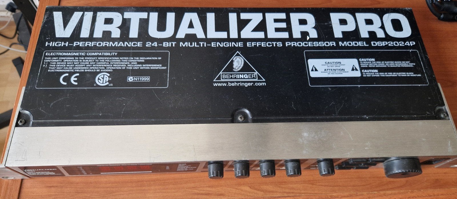 Behringer Virtualizer Pro DSP2024P Multi-Effect Processor, Muziek en Instrumenten, Effecten, Ophalen of Verzenden, Gebruikt, Multi-effect