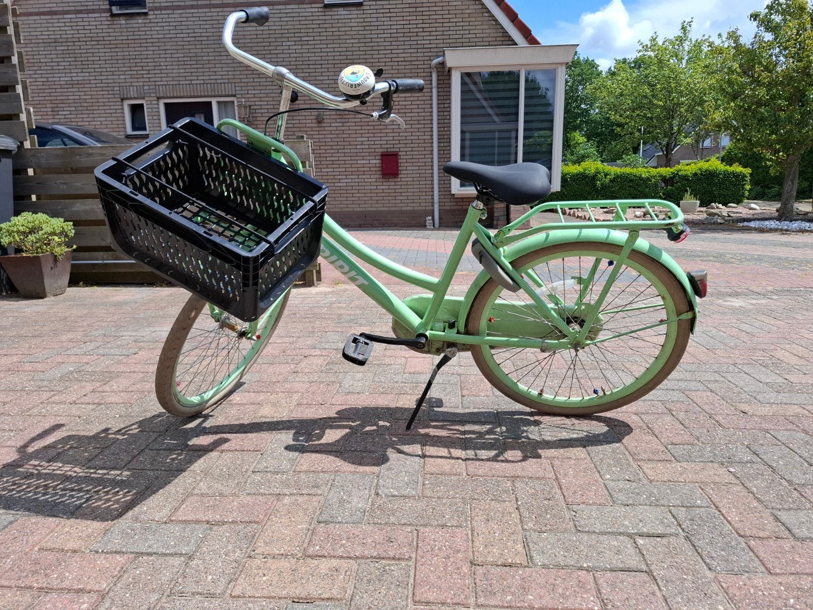 Groene meisjes fiets met voordrager en krat, Ophalen, Gebruikt, Terugtraprem, Overige merken