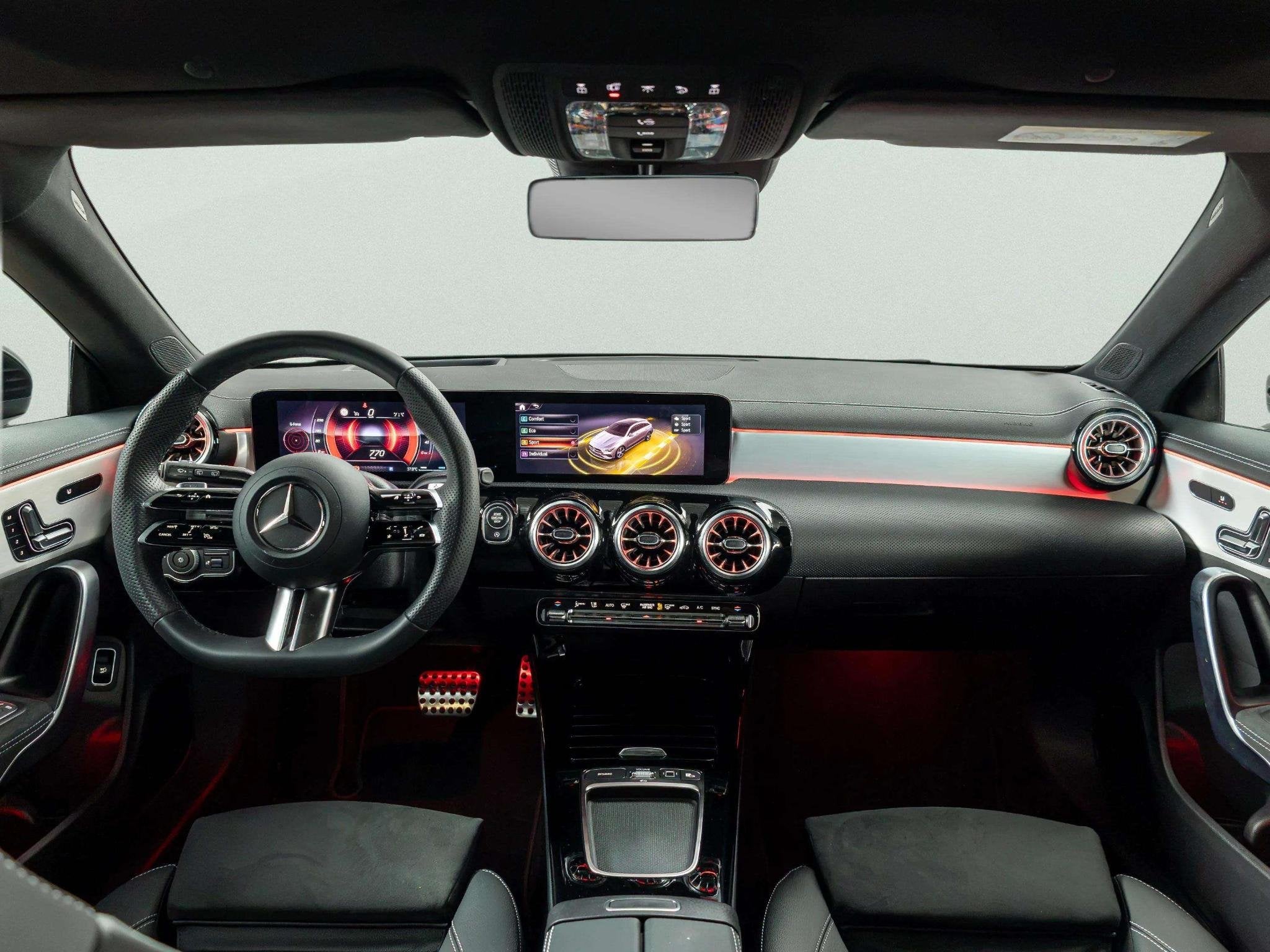 Mercedes-Benz CLA Shooting Brake 180 Business Solution AMG |, CLA, Gebruikt, 4 cilinders, Origineel Nederlands