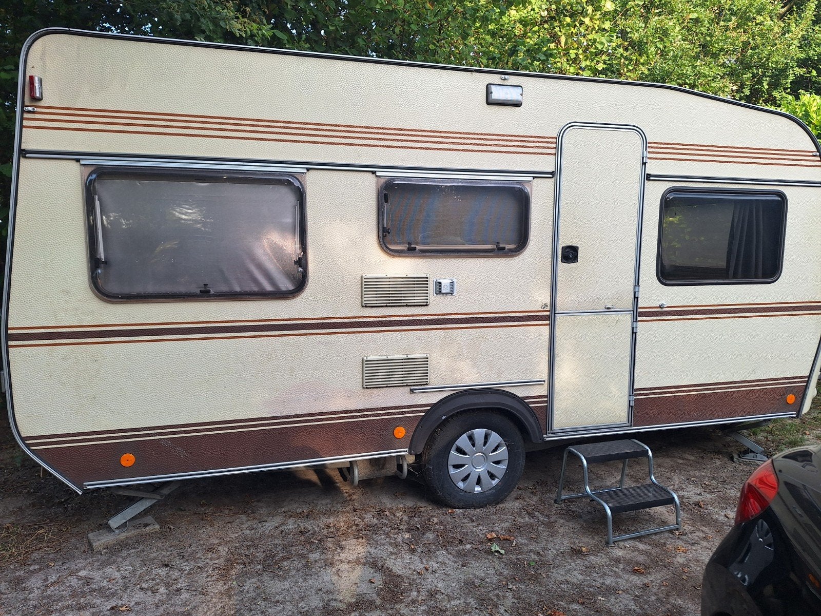 Fendt Joker L Caravan met Voortentl, Caravans en Kamperen, Vast bed, Treinzit, Particulier, Tot en met 4