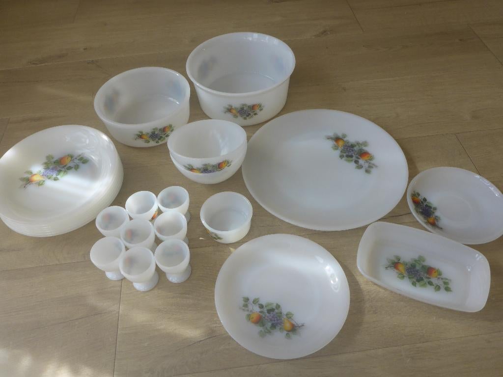 Serviesdelen arcopal fruit., Huis en Inrichting, Keuken | Servies, Overige typen, Ophalen of Verzenden, Overige stijlen, Glas