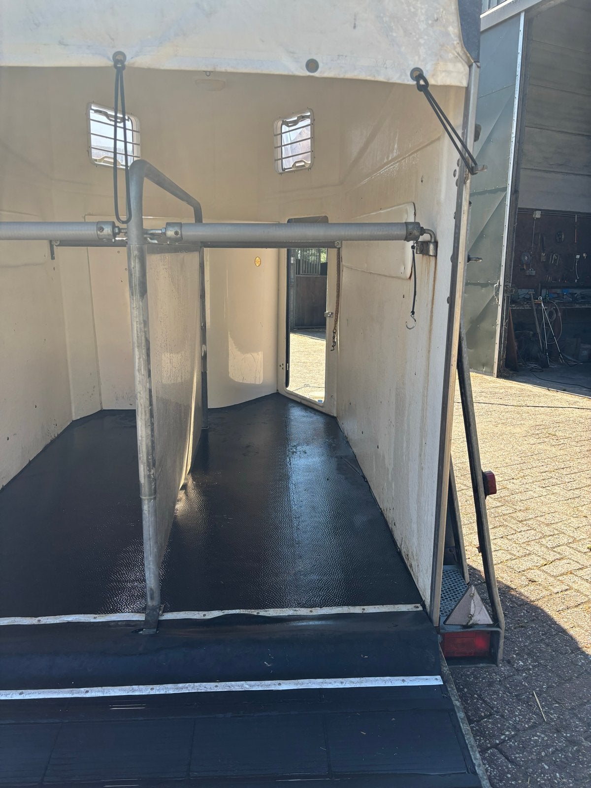 2 paards trailer Thiel Mikado, Ophalen, Gebruikt, Polyester, 2-paards trailer