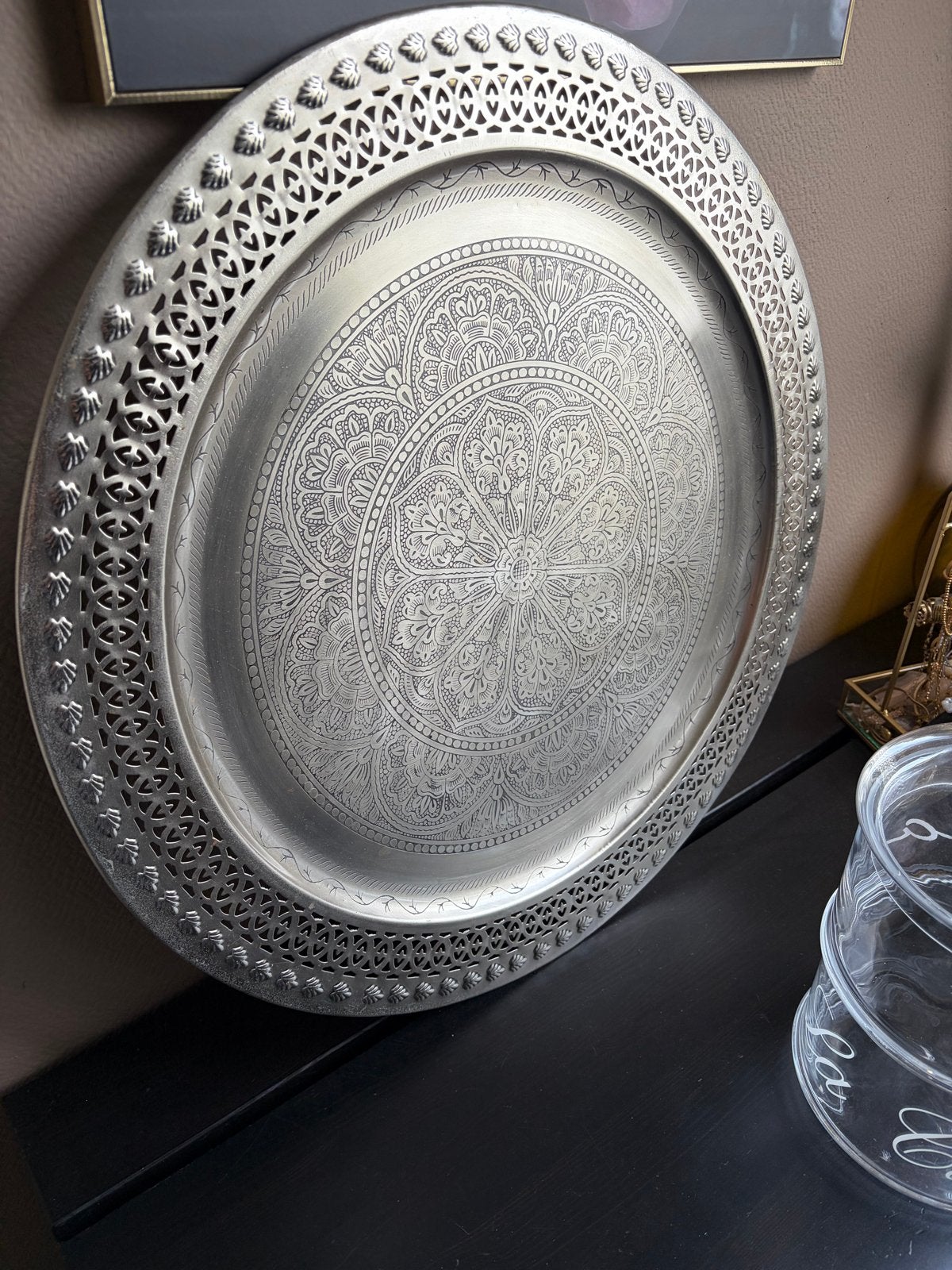 Decoratieve wanddecoratie schaal - Metaal, Huis en Inrichting, Metaal, Gebruikt, Oosters, Zilver