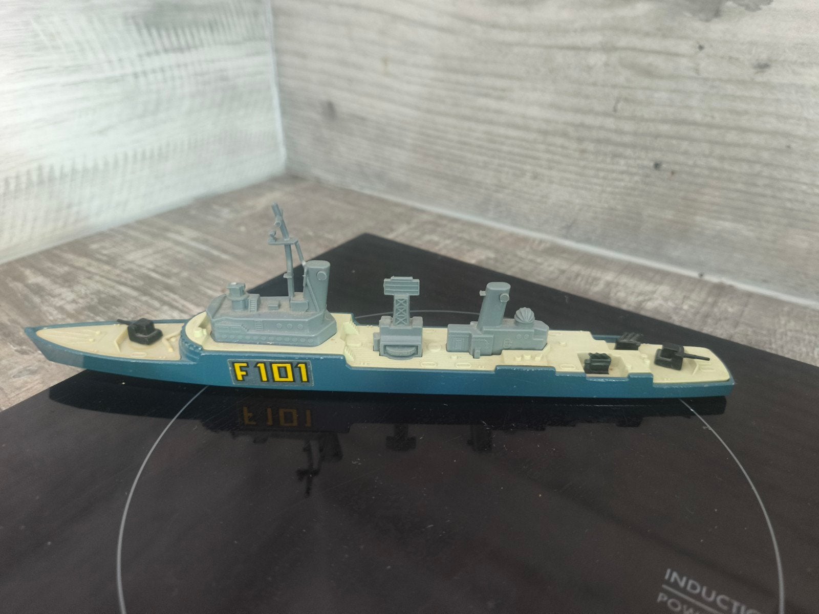 matchbox sea kings K-301 Frigate, Ophalen of Verzenden