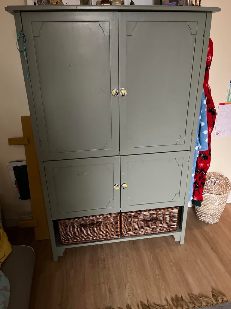 kinderkamer: ledikant, commode, kast, Ophalen, Gebruikt, Jongetje of Meisje