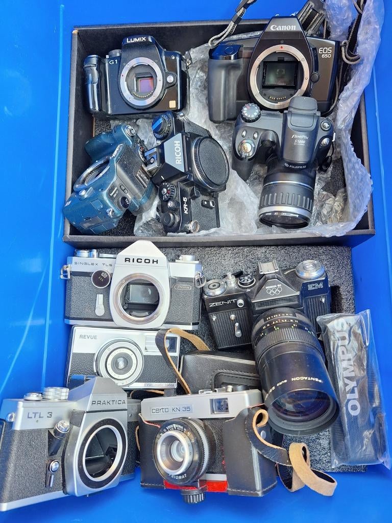 Partij ongeteste camera's en onderdelen - Hobby opruiming, Audio, Tv en Foto, Fotocamera's Analoog, Spiegelreflex, Overige Merken