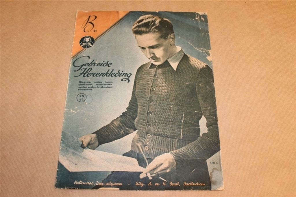 Zeldzame uitgave - Hollandse Brei-uitgaven - Ca 1950 !!, Ophalen of Verzenden, Gelezen, Mode algemeen