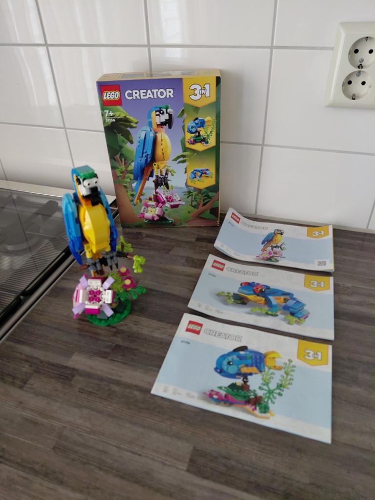 Lego Creator 3 in 1 Exotische Papegaai 31136, Compleet, Lego, Ophalen of Verzenden, Zo goed als nieuw