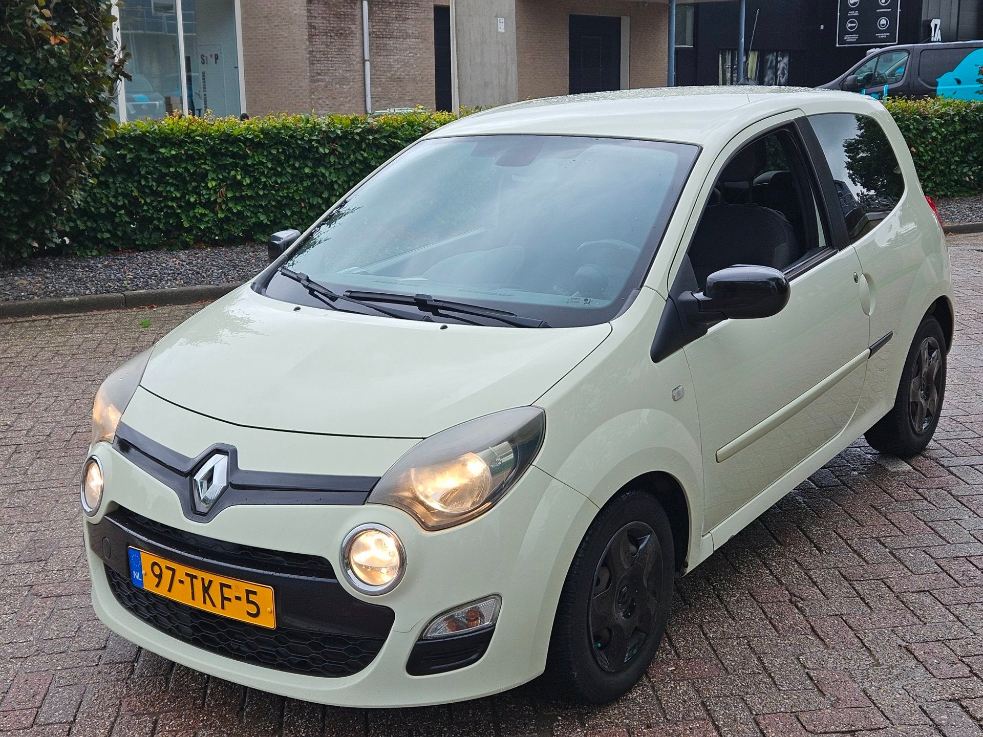 Renault Twingo 1.2 16V Dynamique, Voorwielaandrijving, Twingo, Gebruikt, 4 stoelen