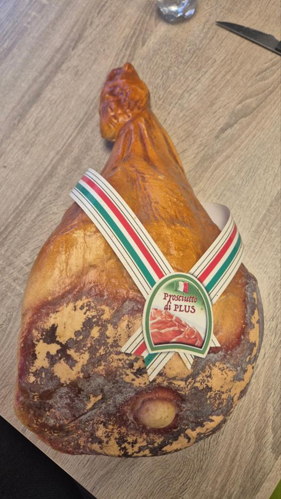 Kunst Prosciutto di PLUS ham, Ophalen