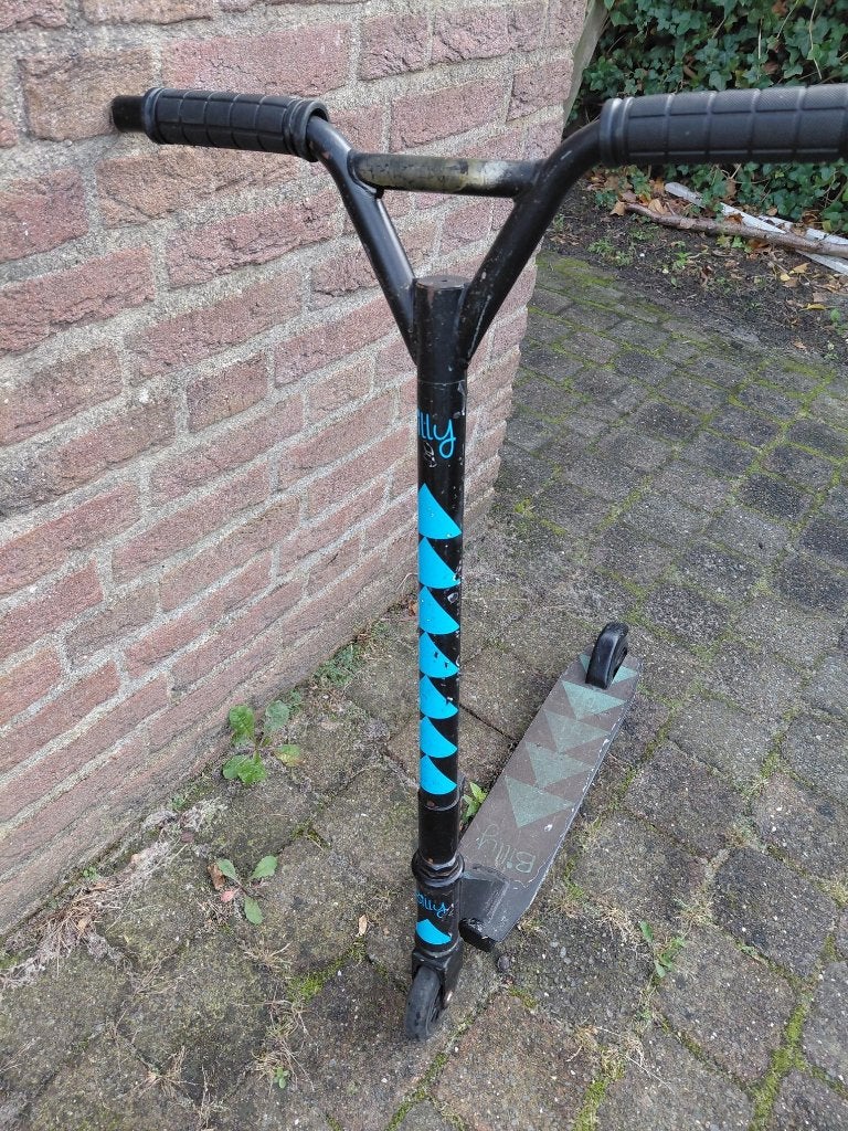buitenspeelgoed stuntstep, Ophalen, Gebruikt