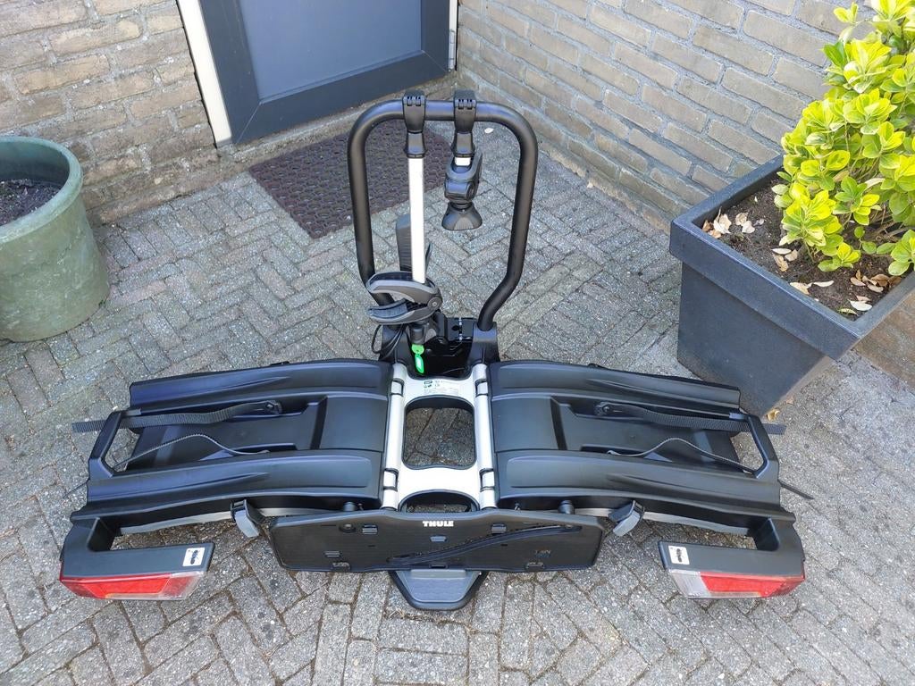 Thule easyfold 933, Auto diversen, Ophalen of Verzenden, 2 fietsen, Gebruikt, Trekhaakdrager