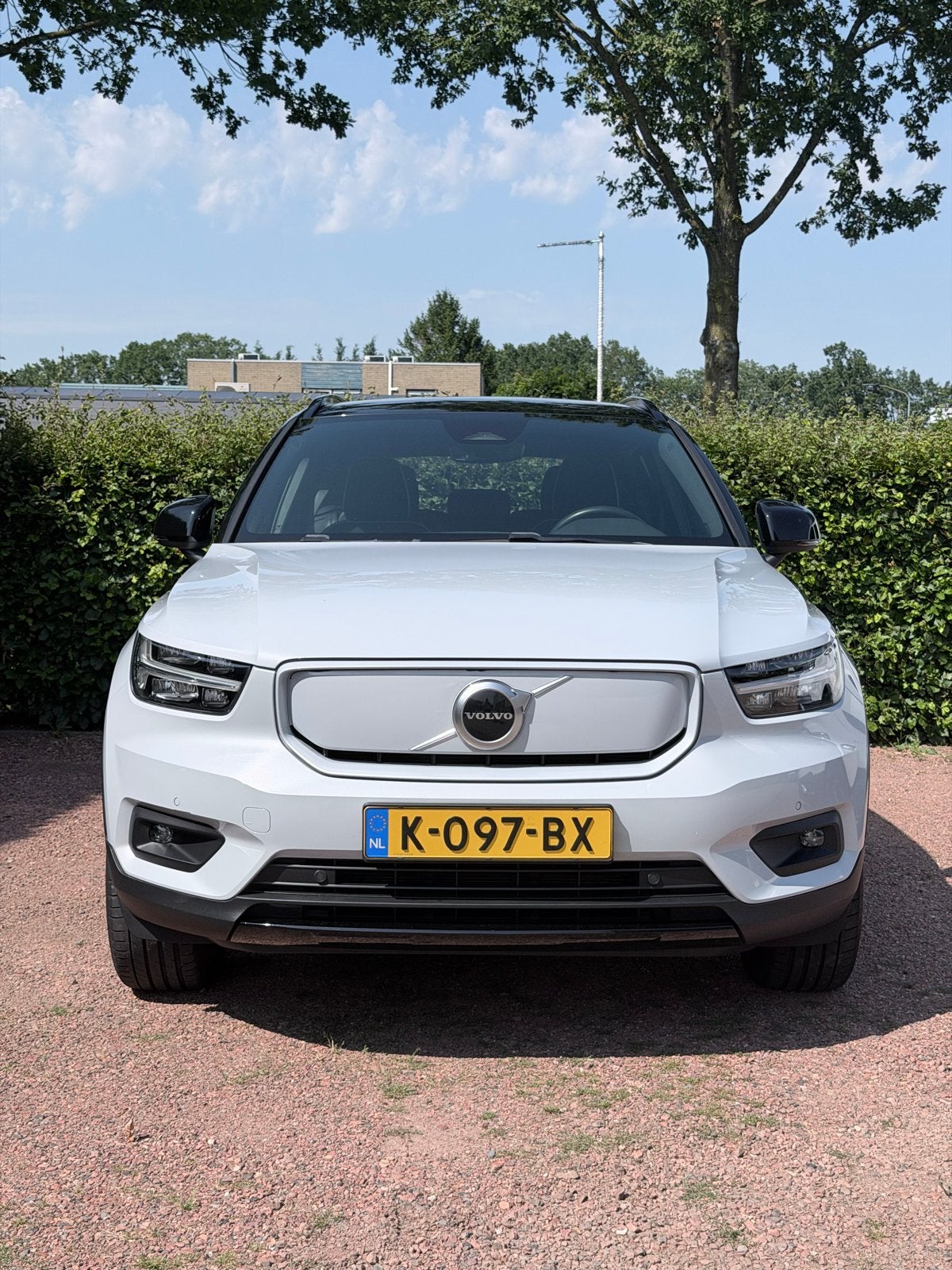 Volvo XC40 P8 408pk AWD Pure Electric 2020 Grijs, 34 min, Origineel Nederlands, 2088 kg, SUV of Terreinwagen