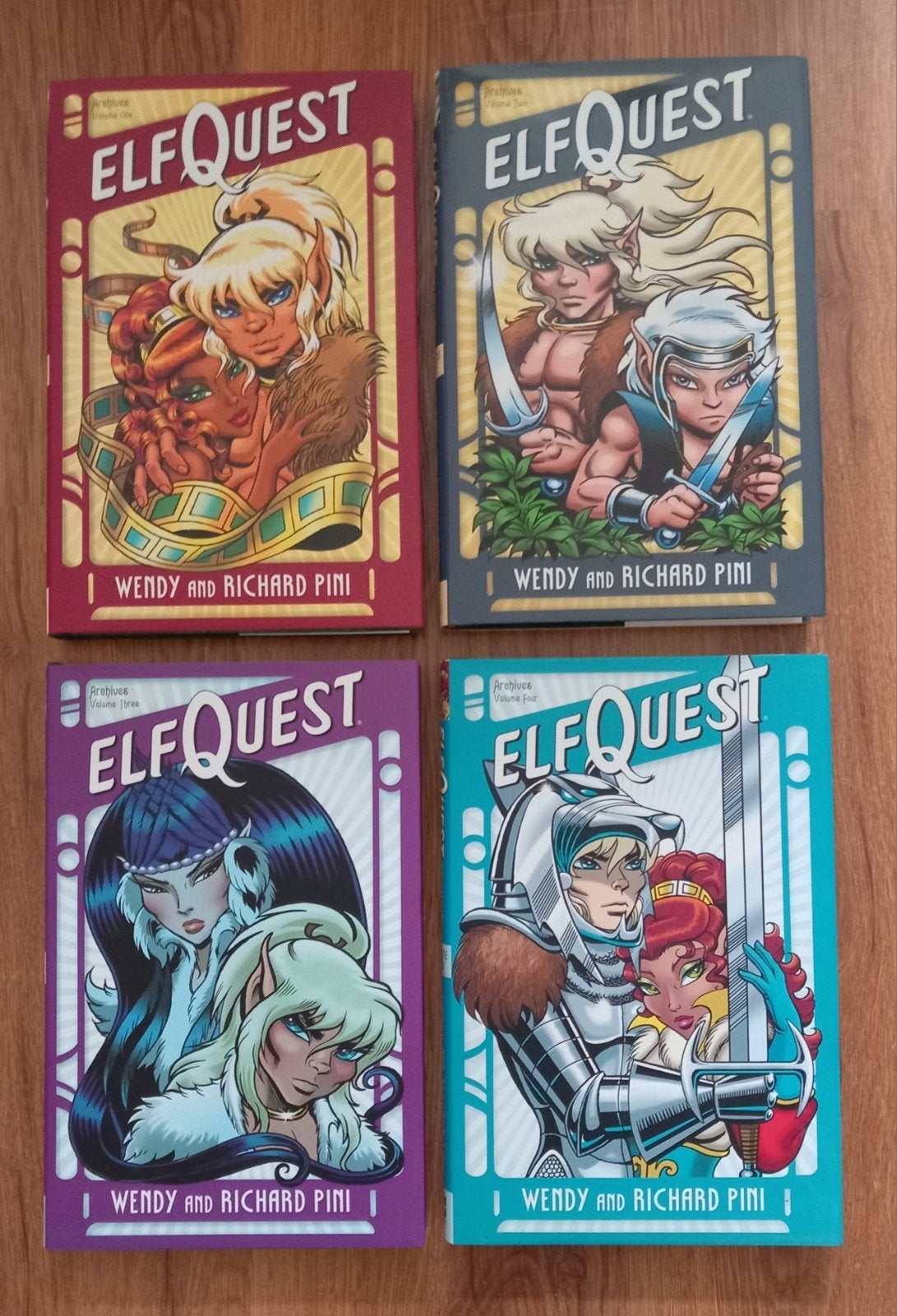 ElfQuest Archives Vol. 1-4 - Complete Serie (Nijmegen-oost), Meerdere stripboeken, Ophalen of Verzenden, Zo goed als nieuw