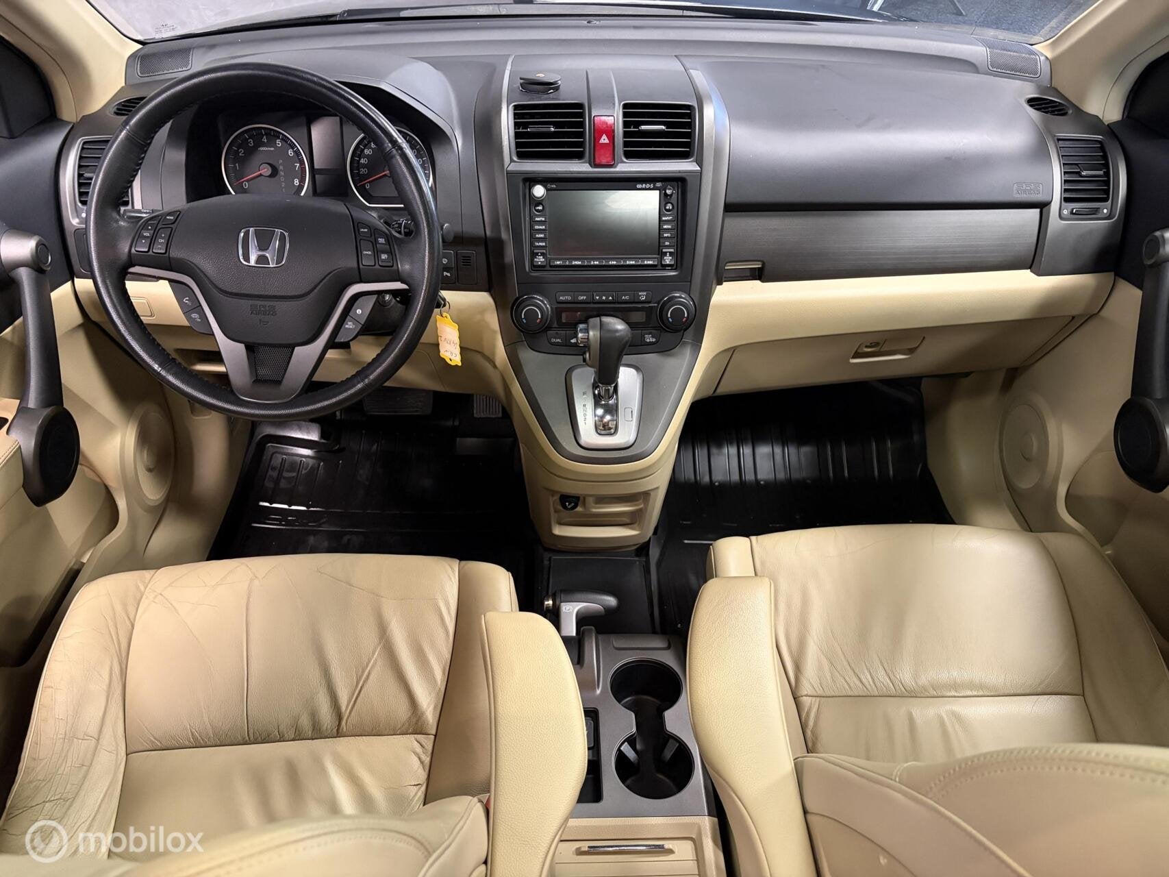 Honda CR-V 2.0i Executive AUTOMAAT / LEDER / PANO / TR.HAAK, Auto's, Automaat, Euro 5, Gebruikt, Beige