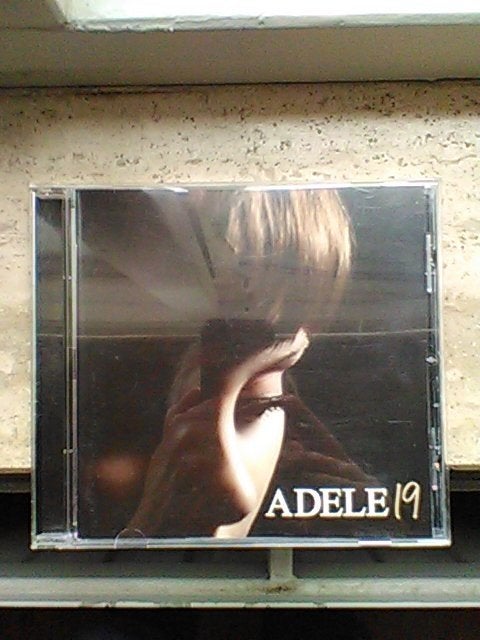 Adele - 19, Ophalen, Zo goed als nieuw