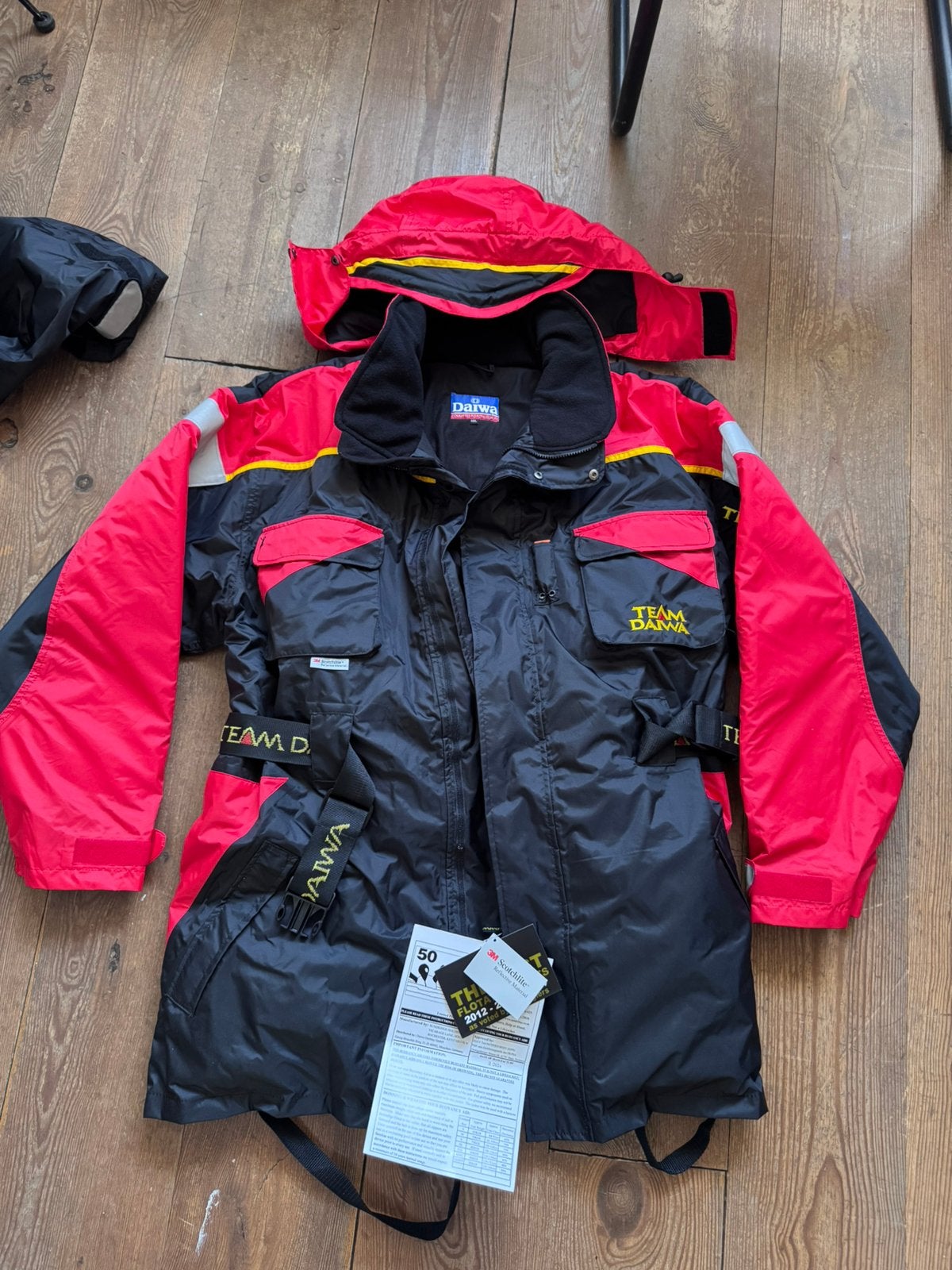 Daiwa Team Daiwa warmtepak / vispak / drijfpak XXL NIEUW!, Ophalen of Verzenden, Nieuw, Overige typen