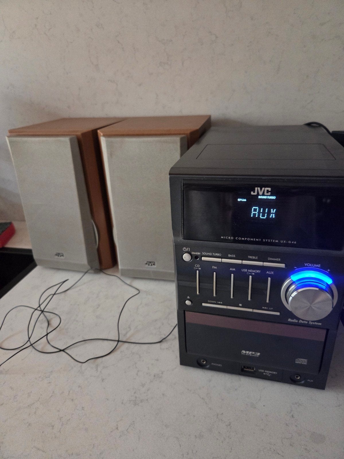 JVC CA-UXG46 stereo + 2x JVC SP-UXP55 speakers, Ophalen of Verzenden, Gebruikt, Speakers, JVC