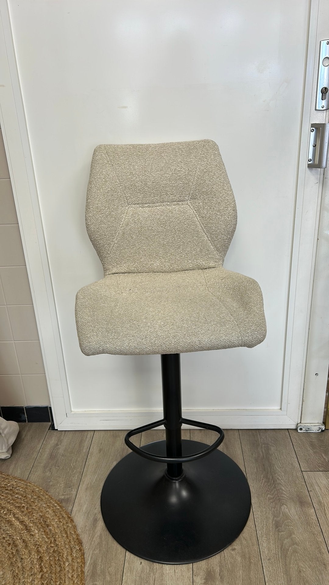 Bar kruk, Huis en Inrichting, 1 kruk, Ophalen, Zo goed als nieuw, 60 tot 90 cm