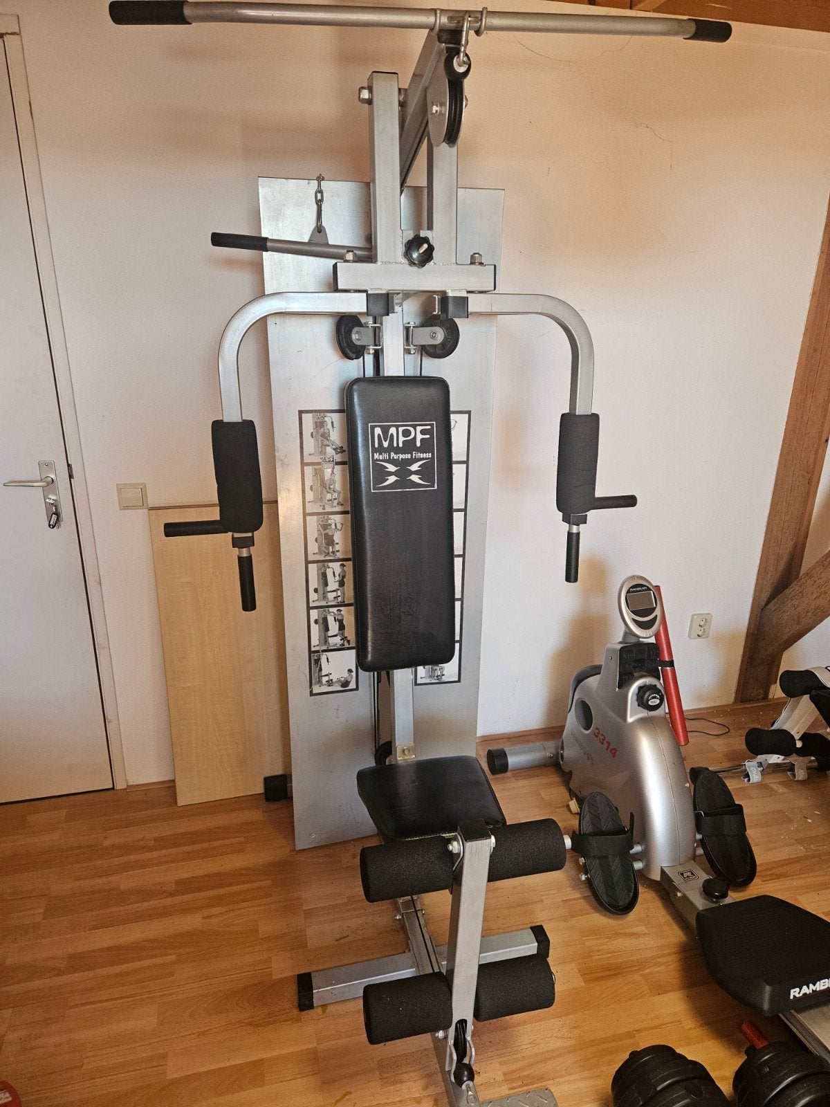 Fitnessapparaat Krachtstation, Sport en Fitness, Ophalen, Zo goed als nieuw, Krachtstation